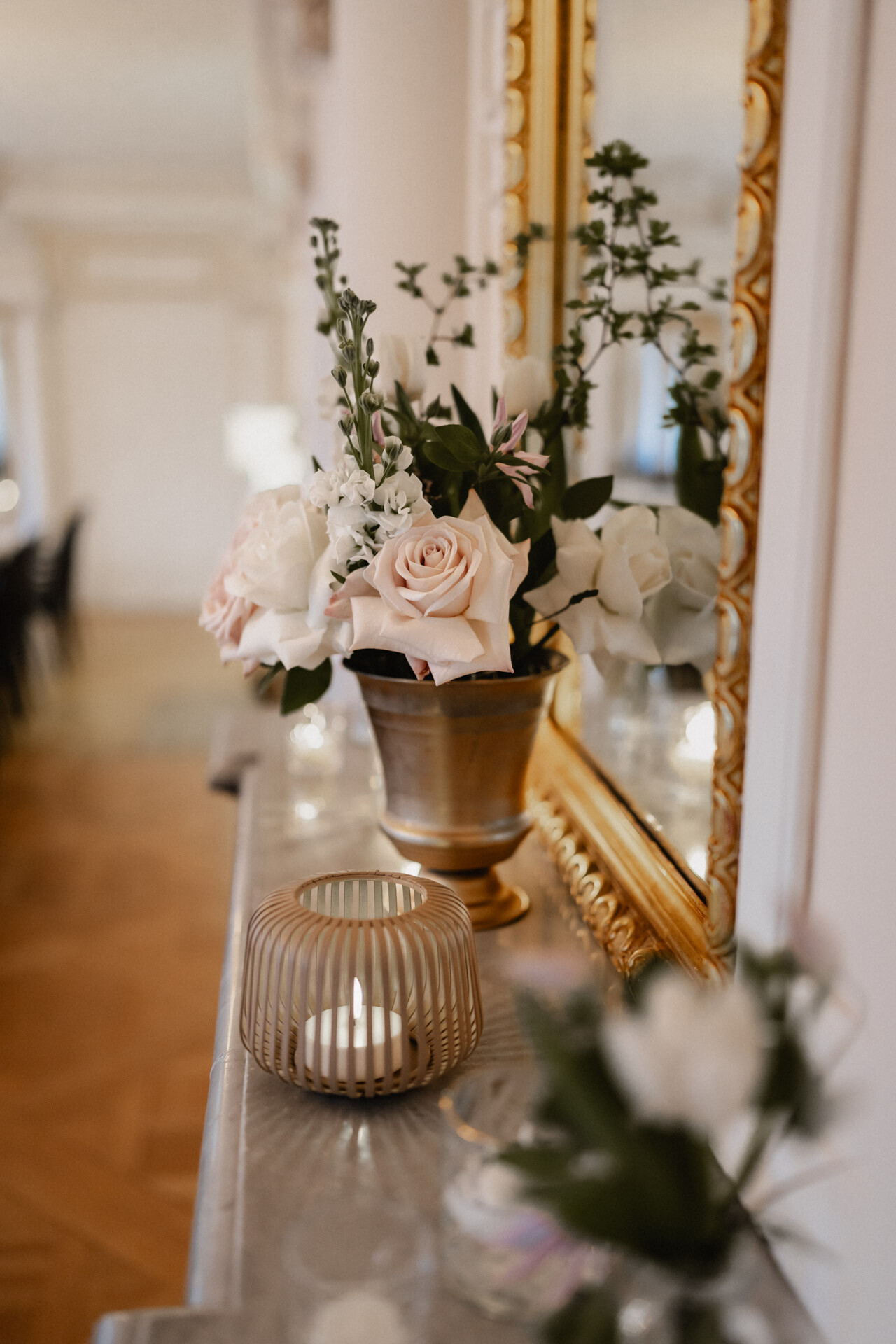 Blumendeko bei Hochzeit in der Speisemeisterei Stuttgart